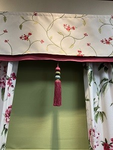 キータッセルカーテン